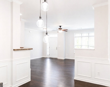 544 Ridge View Crossing - Photo Thumbnail 8