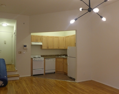 70 East 12th Street - Photo Thumbnail 7