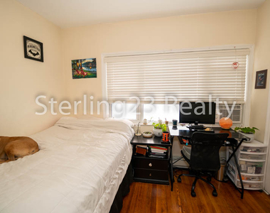 42-3 21st Avenue - Photo Thumbnail 3