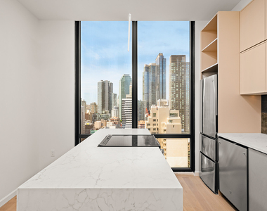 4115 24th Street - Photo Thumbnail 3