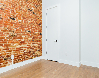 22 Granite St Bushwick - Photo Thumbnail 13