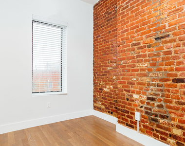 22 Granite St Bushwick - Photo Thumbnail 8