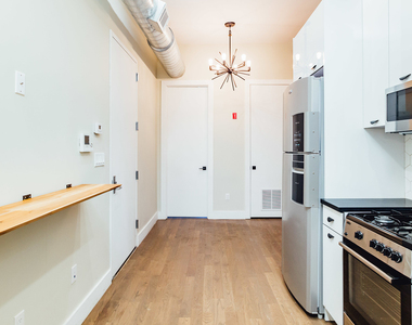 22 Granite St Bushwick - Photo Thumbnail 4