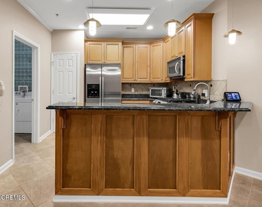 22 Cooper Avenue - Photo Thumbnail 5