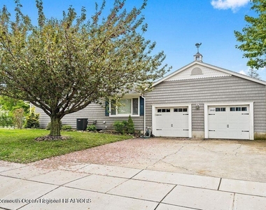 425 Atlantic Avenue - Photo Thumbnail 4