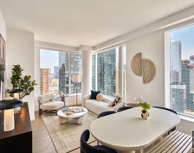 10th Avenue - Photo Thumbnail 1