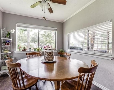 1813 Oak Shore Drive - Photo Thumbnail 5