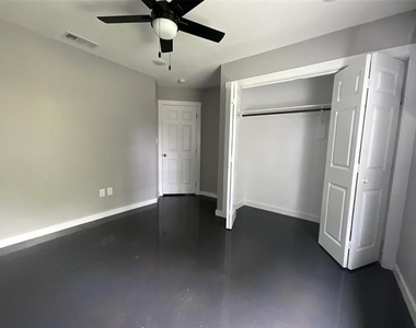 115 Isabella Street - Photo Thumbnail 13