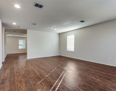 1145 Maplewood Lane - Photo Thumbnail 18