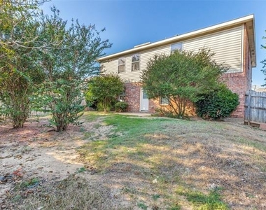1145 Maplewood Lane - Photo Thumbnail 23