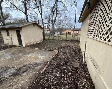 405 Beard Street - Photo Thumbnail 18