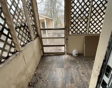 405 Beard Street - Photo Thumbnail 14