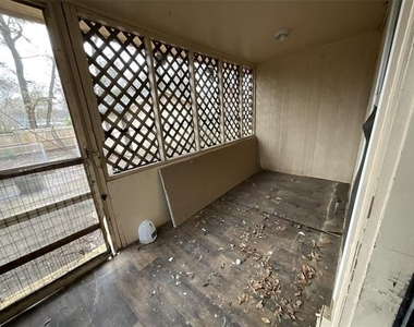 405 Beard Street - Photo Thumbnail 13
