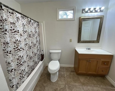 2210 State Highway 31 W - Photo Thumbnail 10