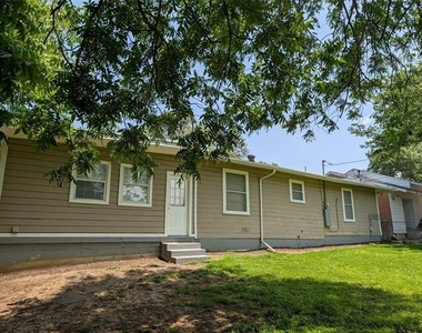3745 Willomet Avenue - Photo Thumbnail 18