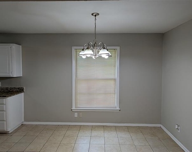 3745 Willomet Avenue - Photo Thumbnail 7