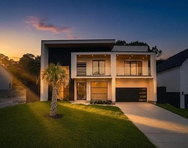 2343 Fatima Avenue - Photo Thumbnail 1