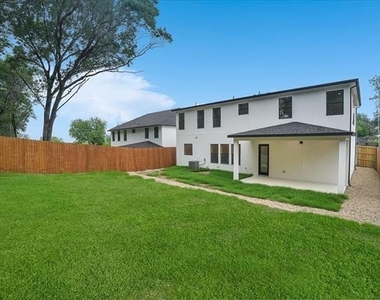 2343 Fatima Avenue - Photo Thumbnail 28