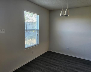 5100 Waterford Drive - Photo Thumbnail 17