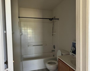 5100 Waterford Drive - Photo Thumbnail 10