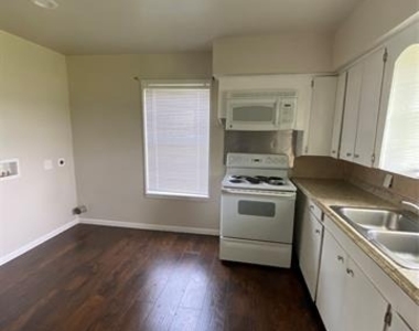 1260 Vz County Road 1810 - Photo Thumbnail 4