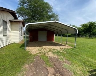 1260 Vz County Road 1810 - Photo Thumbnail 2