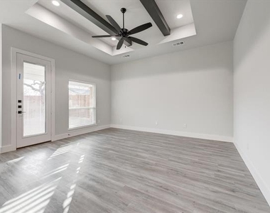 6818 Smithfield Road - Photo Thumbnail 13