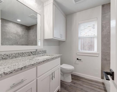 6818 Smithfield Road - Photo Thumbnail 22