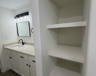 2015 W Knight Road - Photo Thumbnail 12