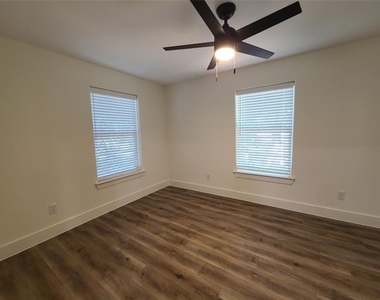 2015 W Knight Road - Photo Thumbnail 17