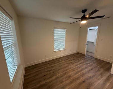 2015 W Knight Road - Photo Thumbnail 18