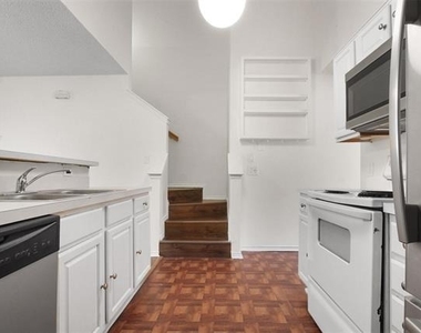 13215 Emily Road - Photo Thumbnail 7