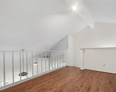 13215 Emily Road - Photo Thumbnail 14