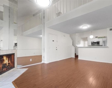 13215 Emily Road - Photo Thumbnail 4