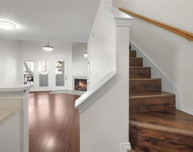 13215 Emily Road - Photo Thumbnail 9