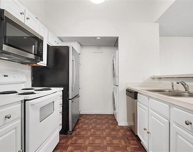 13215 Emily Road - Photo Thumbnail 8