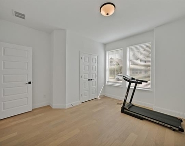 3513 Burdock Lane - Photo Thumbnail 29