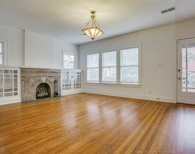 6210 Victor Street - Photo Thumbnail 6