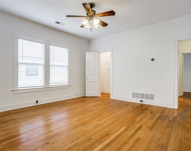 6210 Victor Street - Photo Thumbnail 11