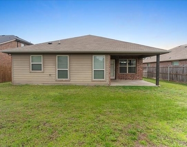 2035 Karsen Lane - Photo Thumbnail 17
