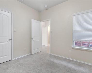 2035 Karsen Lane - Photo Thumbnail 1