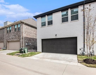 4525 Bishop Street - Photo Thumbnail 23