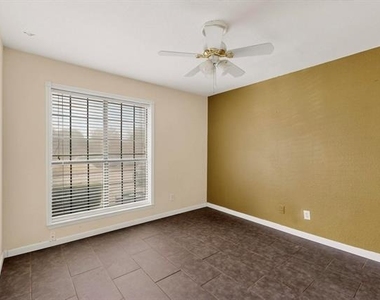 1025 Turtle Lake Boulevard - Photo Thumbnail 3