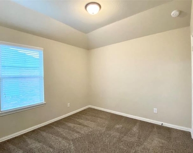 16011 Crosslake Court - Photo Thumbnail 15