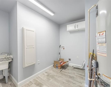 109 W Marguerita Drive - Photo Thumbnail 19