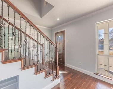 109 W Marguerita Drive - Photo Thumbnail 1