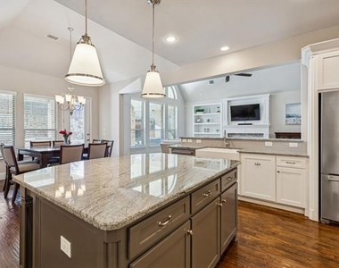 701 Cherrywood Drive - Photo Thumbnail 15