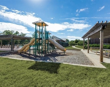 701 Cherrywood Drive - Photo Thumbnail 38