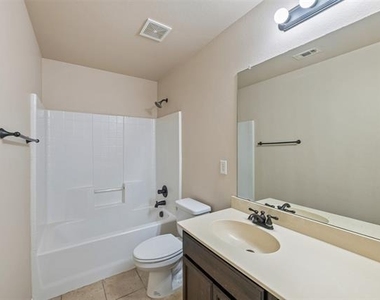 341 Orbit Drive - Photo Thumbnail 13