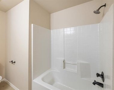 341 Orbit Drive - Photo Thumbnail 20